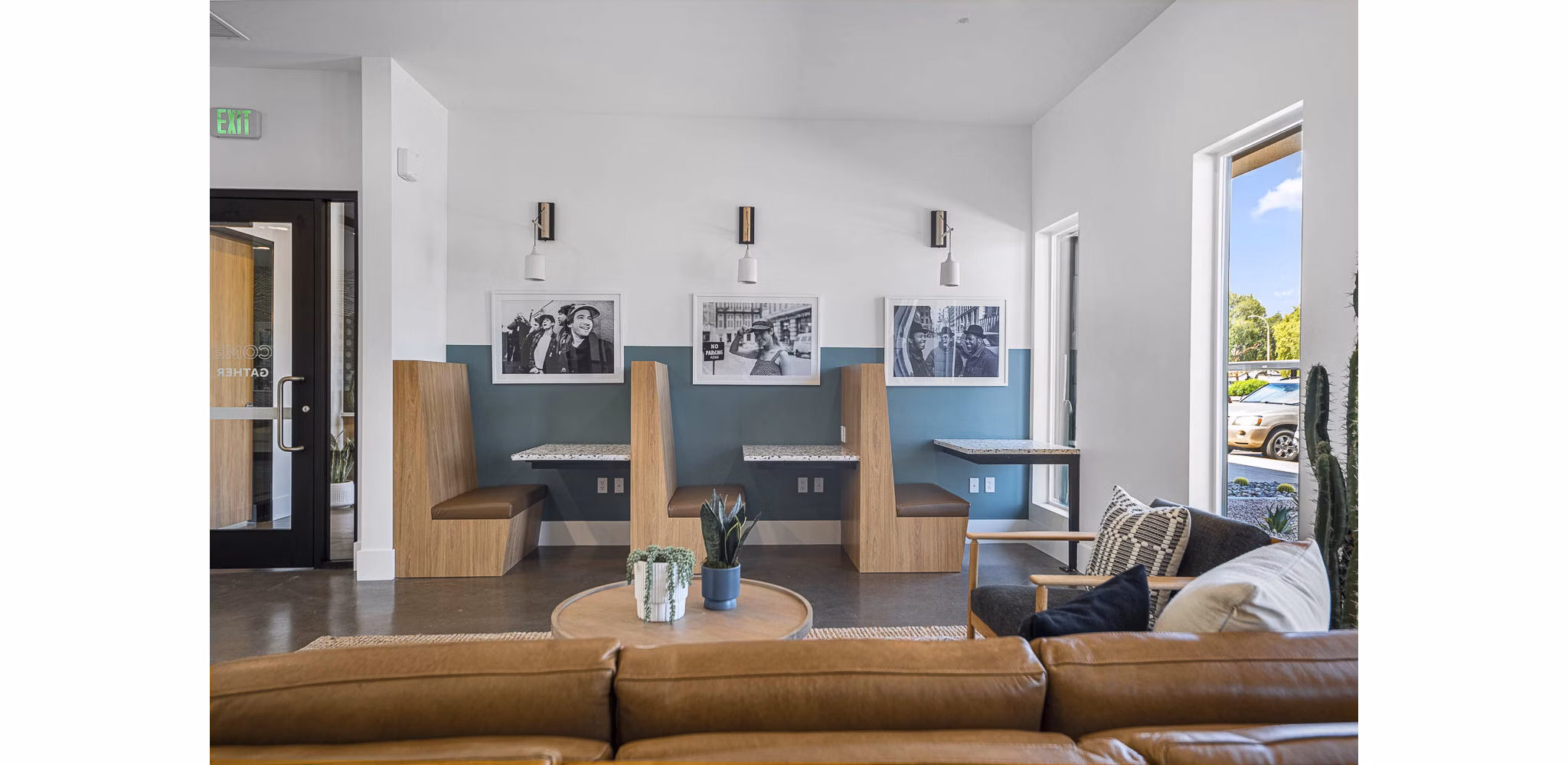 clubhouse at Rockledge Fairways Apartments