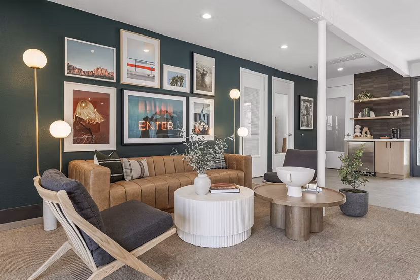 clubhouse at Scottsdale Gateway Phase I Apartments
