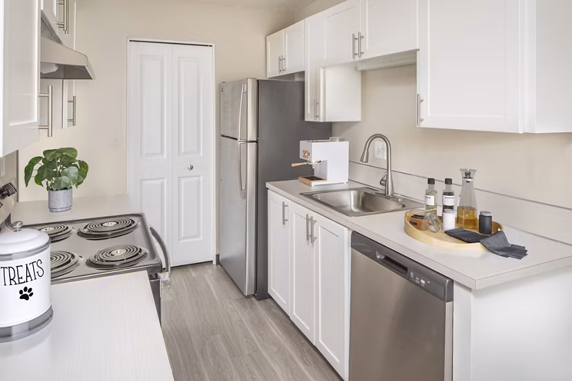 kitchen at Canyon Park Apartments