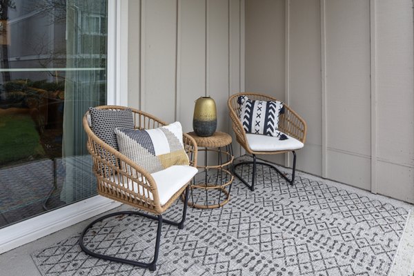 patio at Canyon Park Apartments