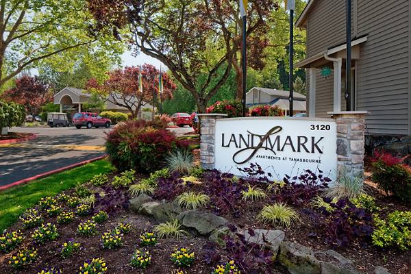 signage at Landmark at Tanasbourne Apartments