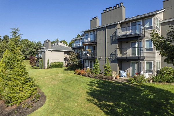 building/exterior at Sorrento Bluff Apartments