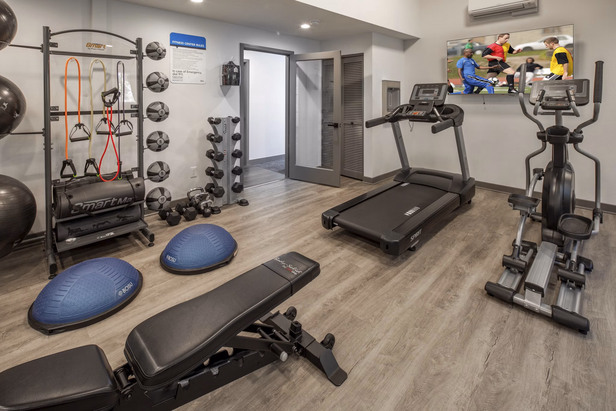 fitness center at Sorrento Bluff Apartments