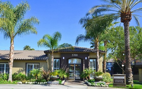 exterior at Castlerock Apartments