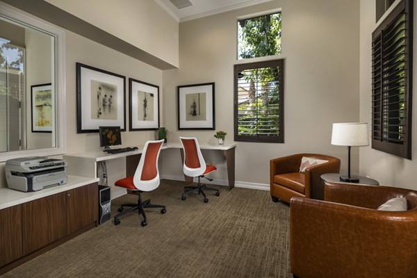 business center at Colonnade Apartments