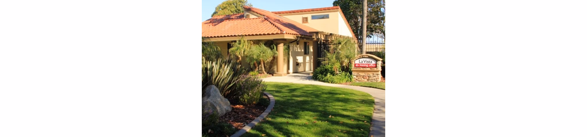 La Vista Apartments: Stylish view of luxury apartments in a vibrant community