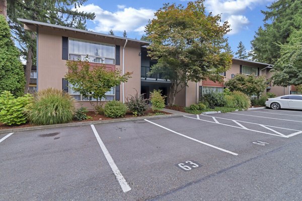 exterior at Bellepark East Apartments