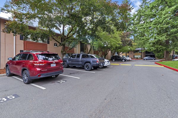 exterior at Bellepark East Apartments