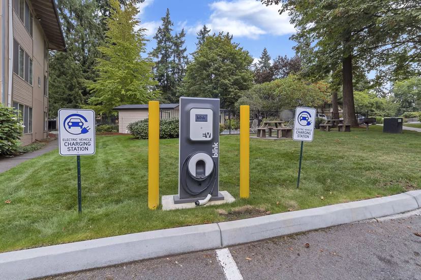 car charging station at Bellepark East Apartments 