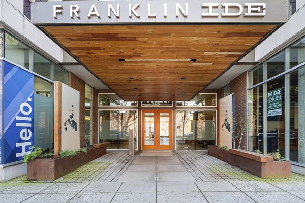 building at Franklin Ide Apartments