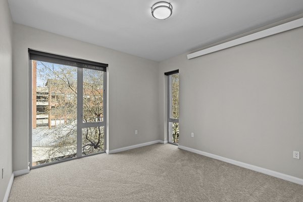 BEDROOM at Franklin Ide Apartments