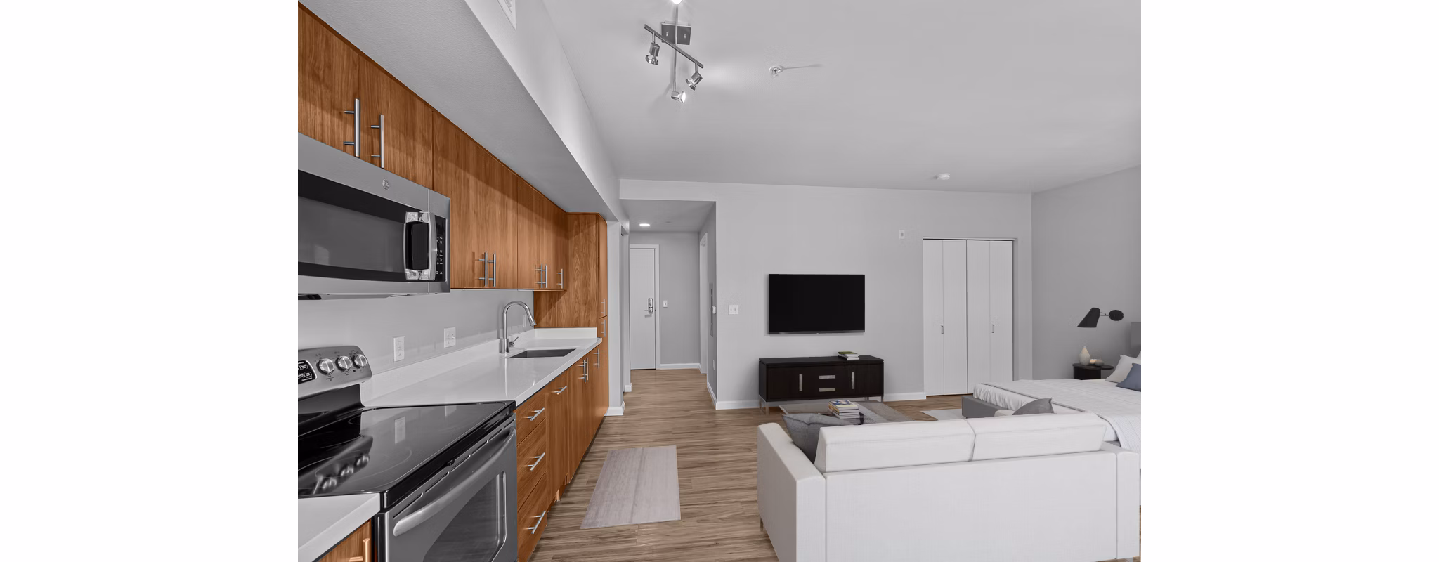 kitchen at Franklin Ide Apartments