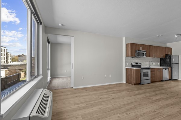 living room at Franklin Ide Apartments