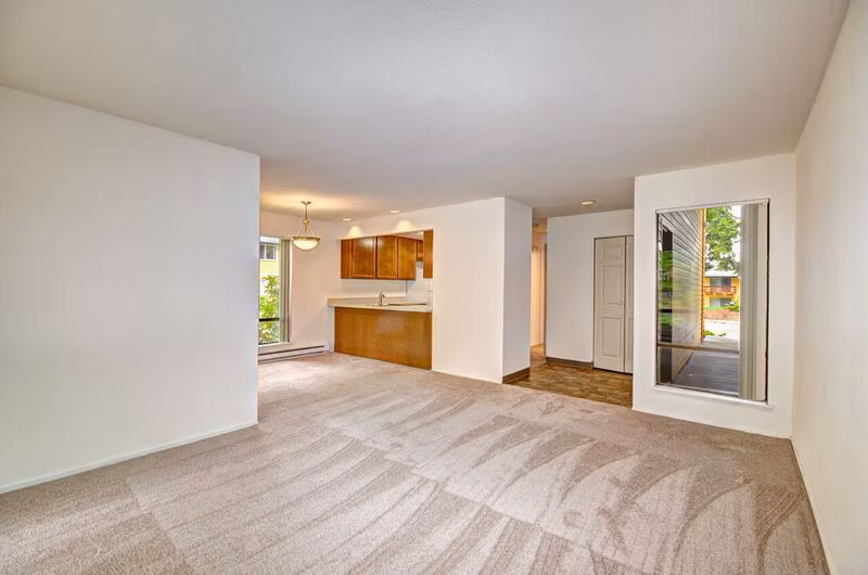 living room at Woodside East Apartments 