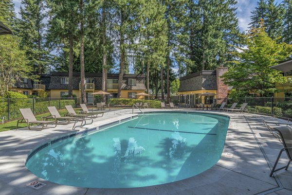 pool at Woodside East Apartments 