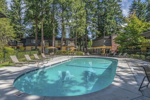 pool at Woodside East Apartments