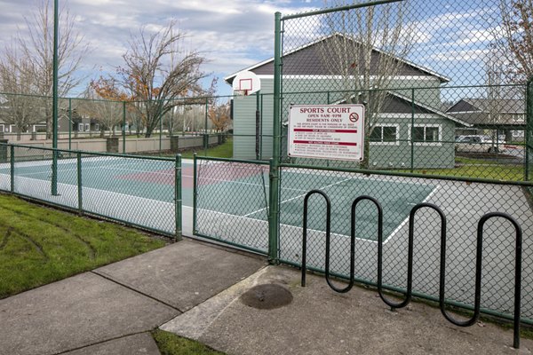 sport court at Creekside Apartments