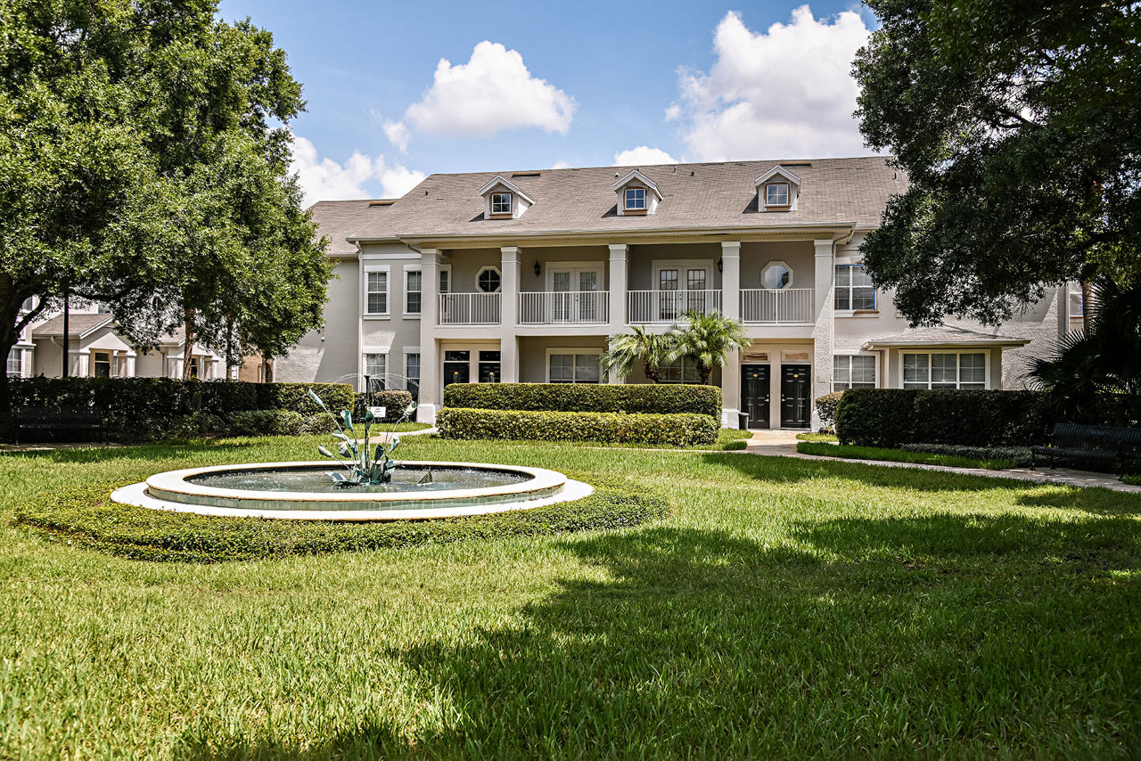 Park Central Apartments Manor Row Orlando Fl 2 of 12