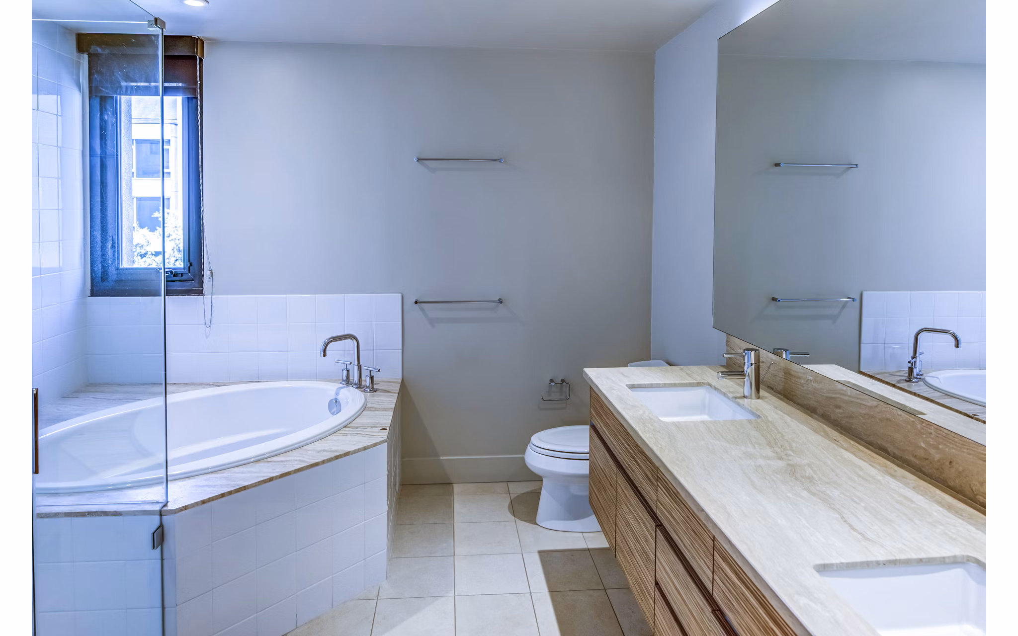 Modern bathroom with sleek fixtures at Levare Apartments