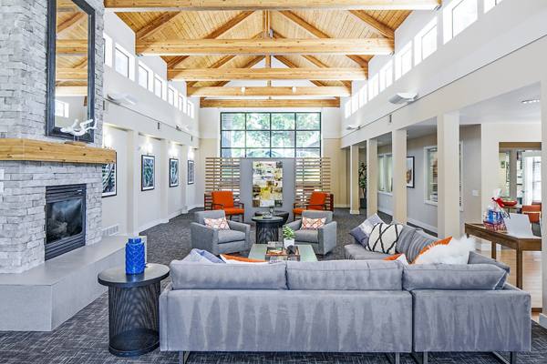 clubhouse/lobby at Parkridge Apartments
