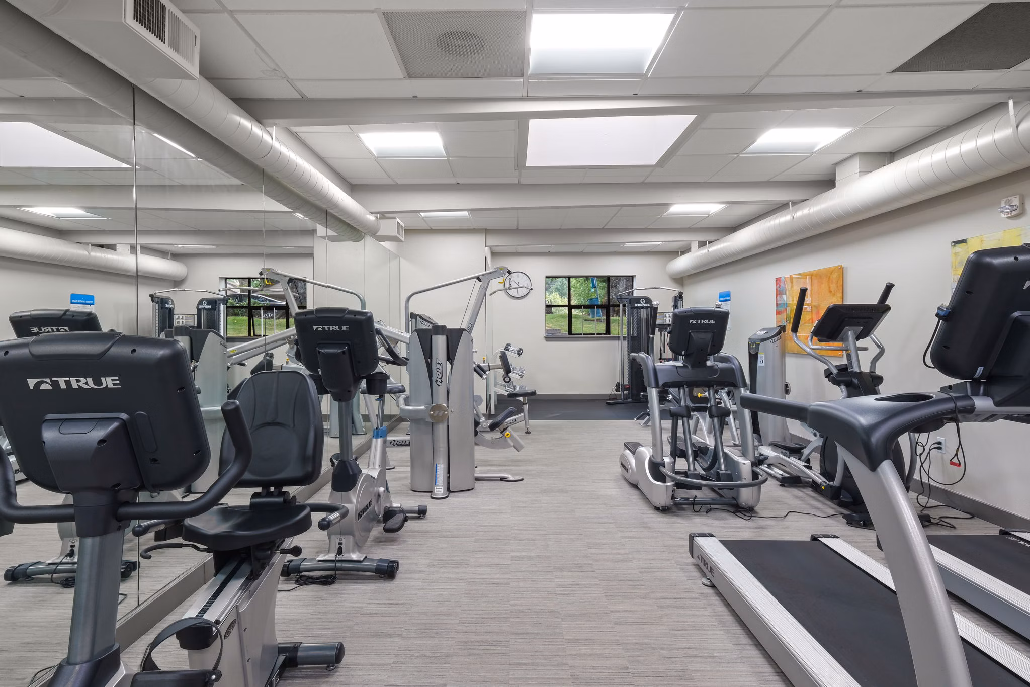 fitness center at Parkridge I Apartments