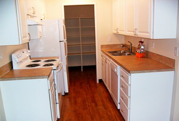 kitchen at Parkridge Apartments
