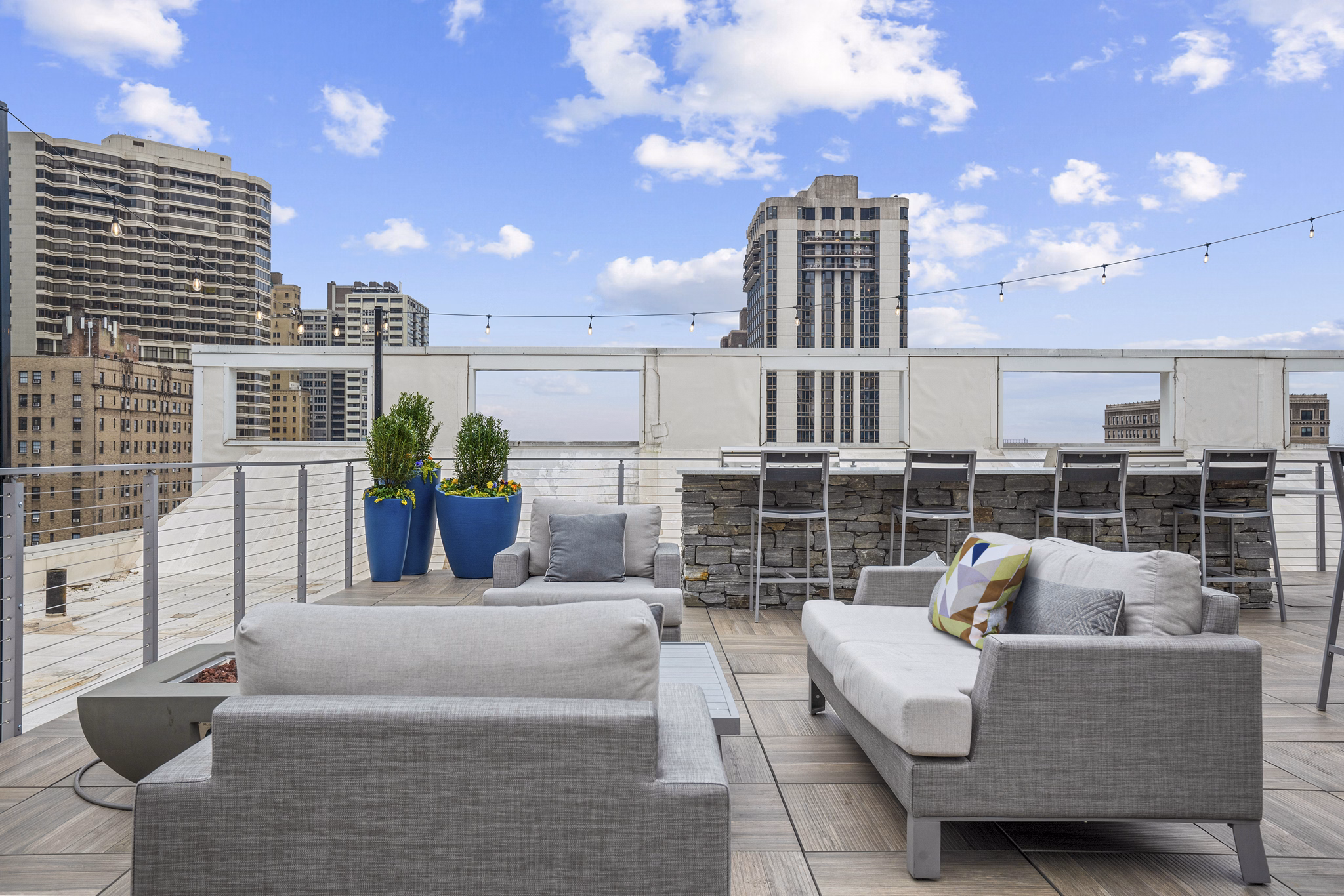 Property images of AQ Rittenhouse Apartments