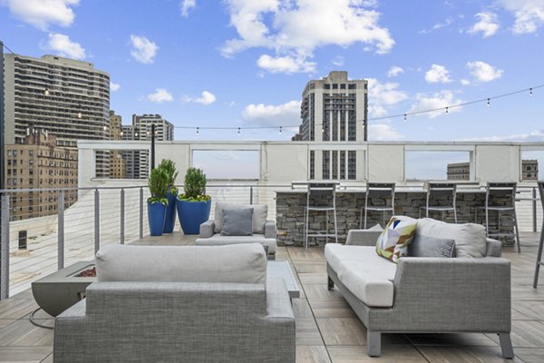 Rooftop deck with city views at AQ Rittenhouse luxury apartments in Philadelphia