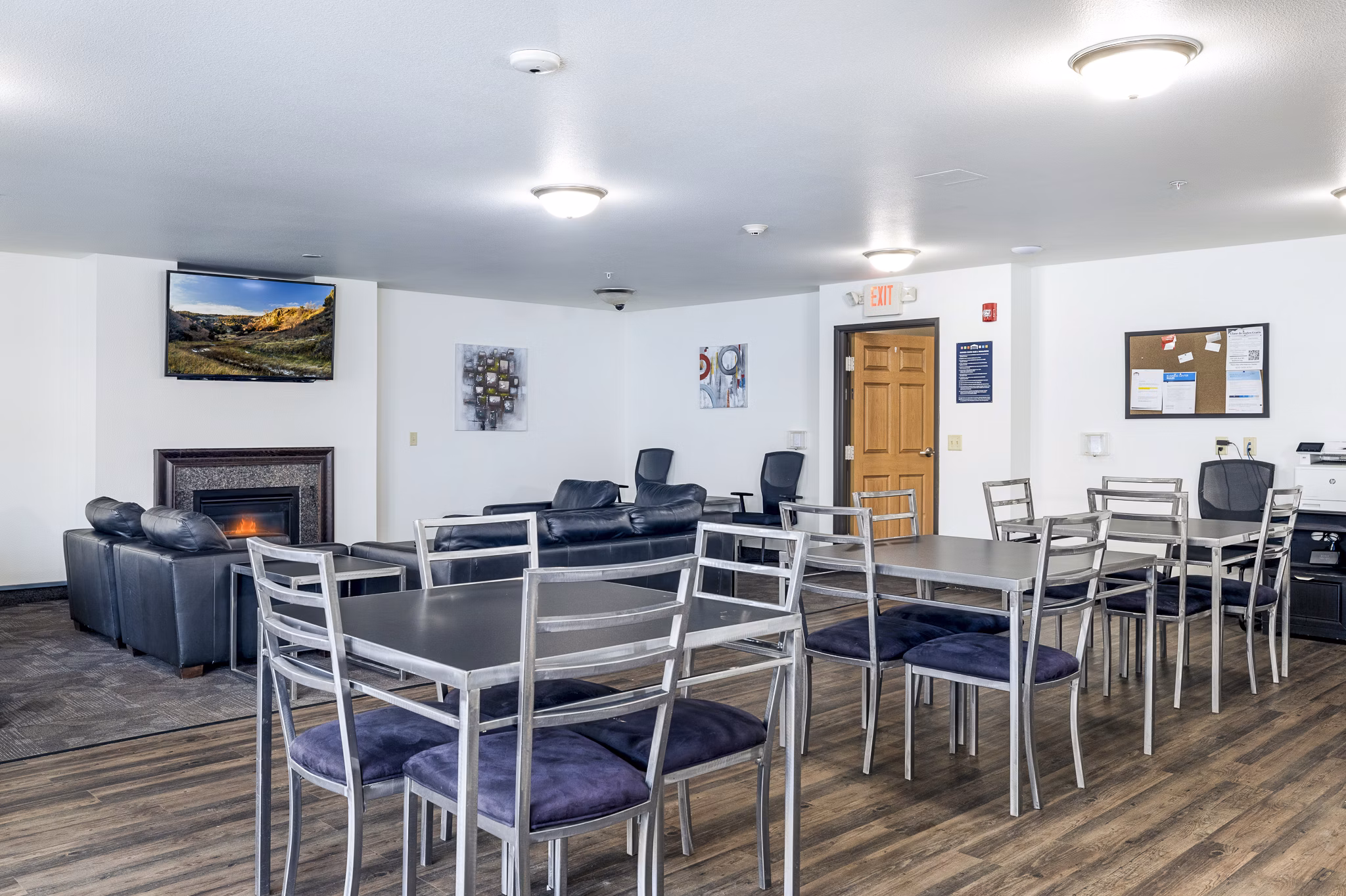 Elegant clubhouse with modern design at Plantation at Hunters Run Apartments