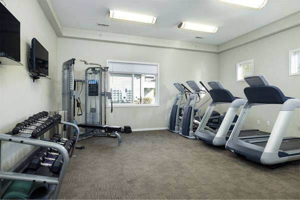 fitness center at Regency Apartments
