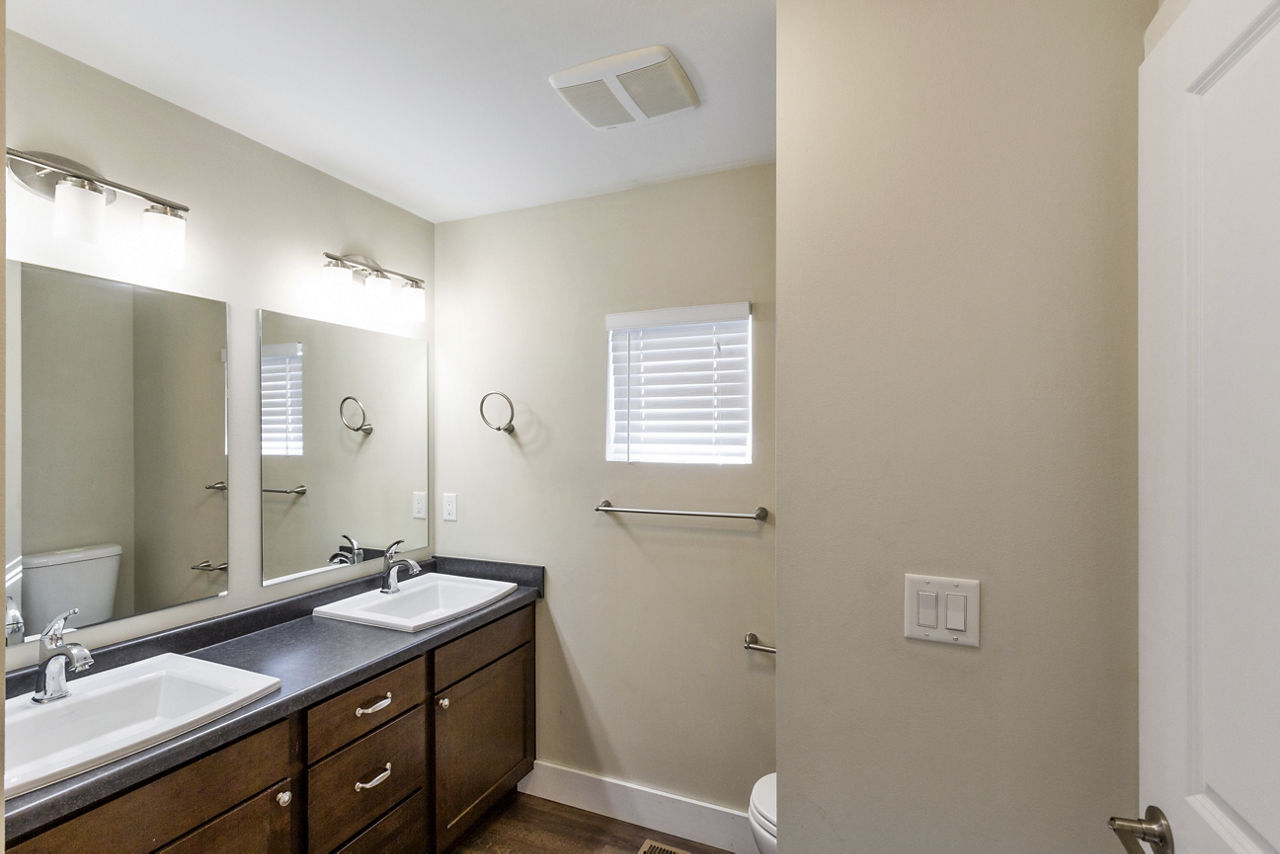 Creekstone Twin Homes 28 of 30