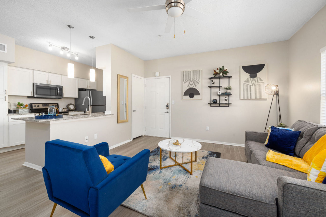 The Riley Apartments 23 of 29