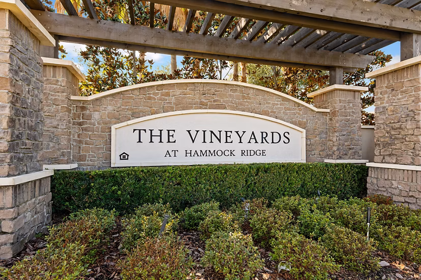 exterior at The Vineyards at Hammock Ridge Apartments 