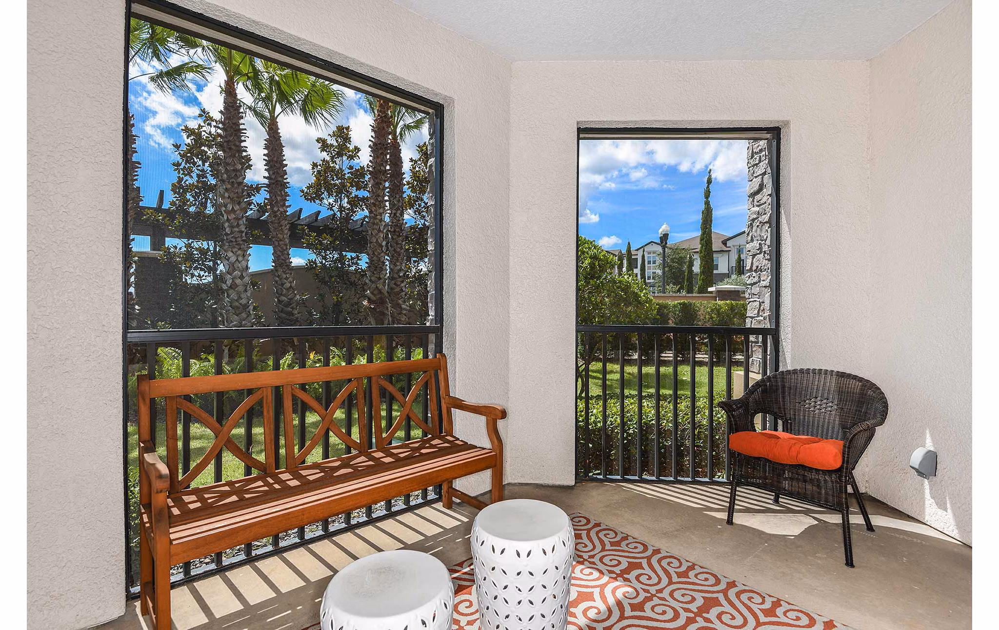grill area at The Vineyards at Hammock Ridge Apartments 