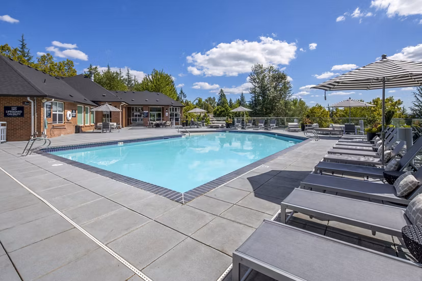 pool at Arbor Heights Apartments
