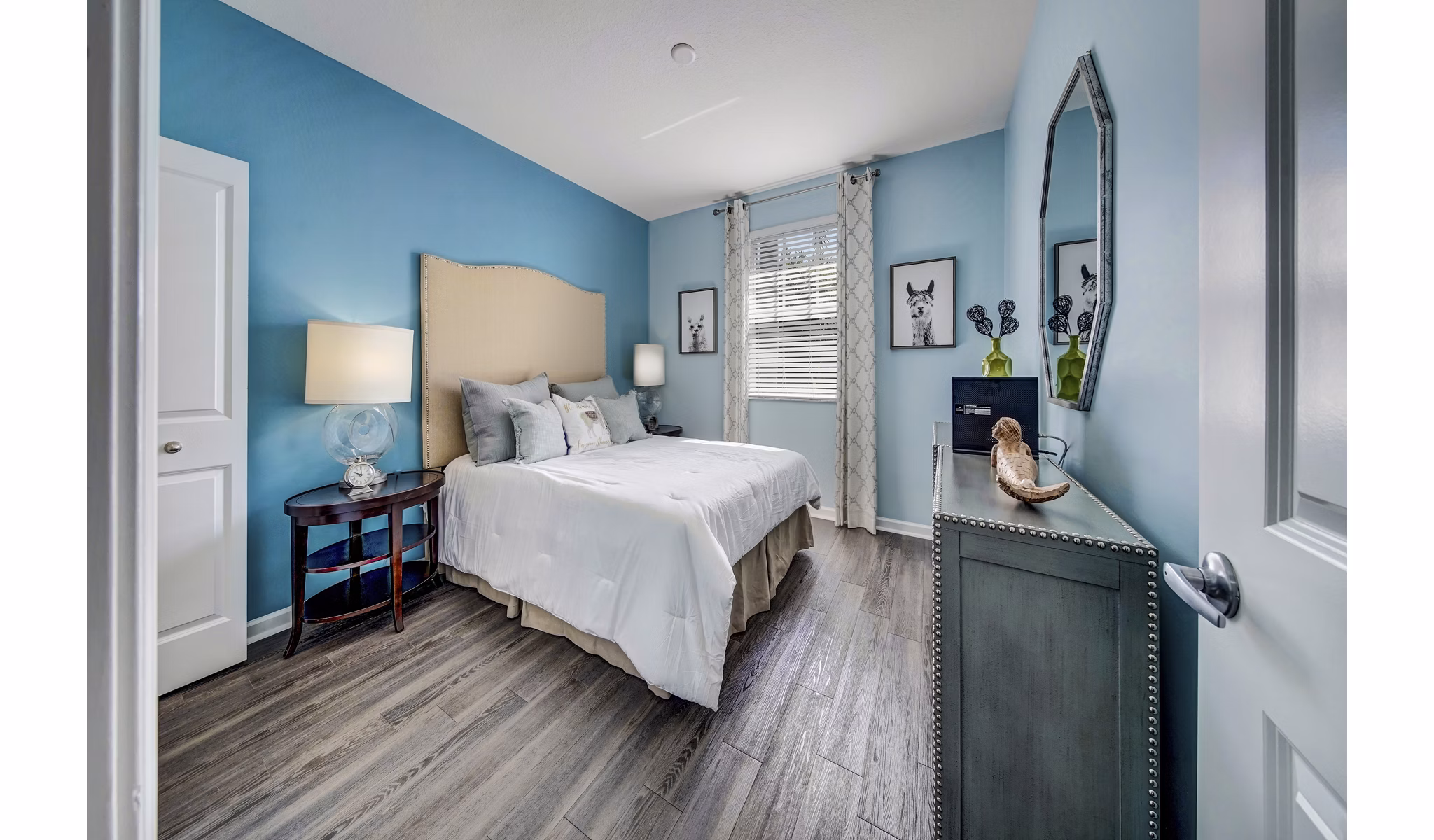 bedroom at Avana Cypress Creek Apartments 