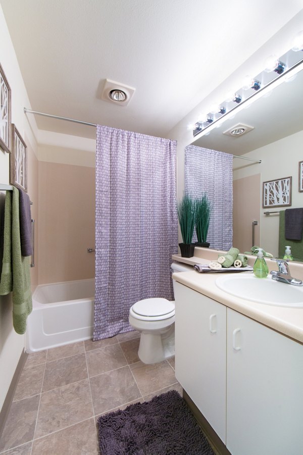 bathroom at Whitewater Park Apartments