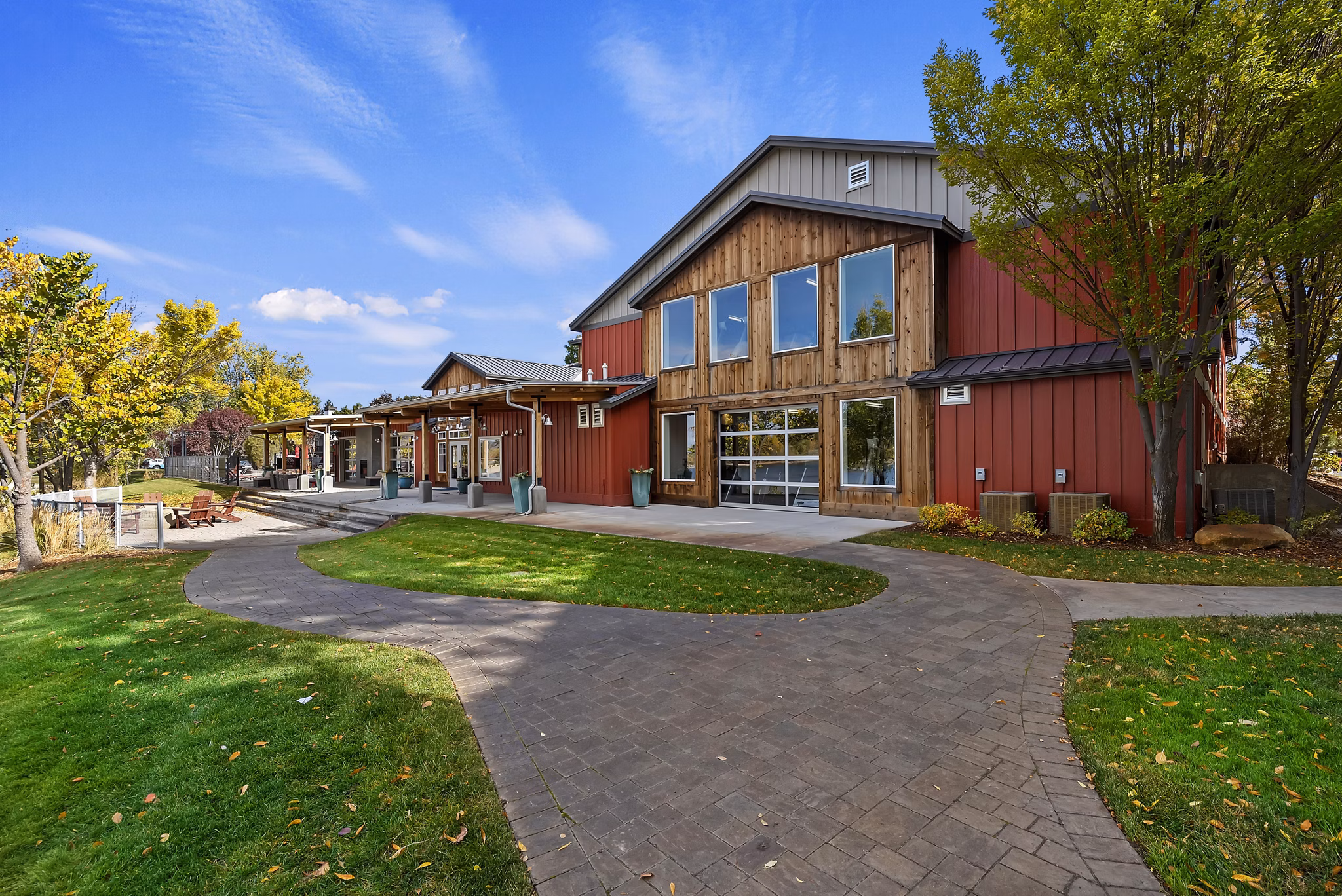 clubhouse at Whitewater Park Apartments