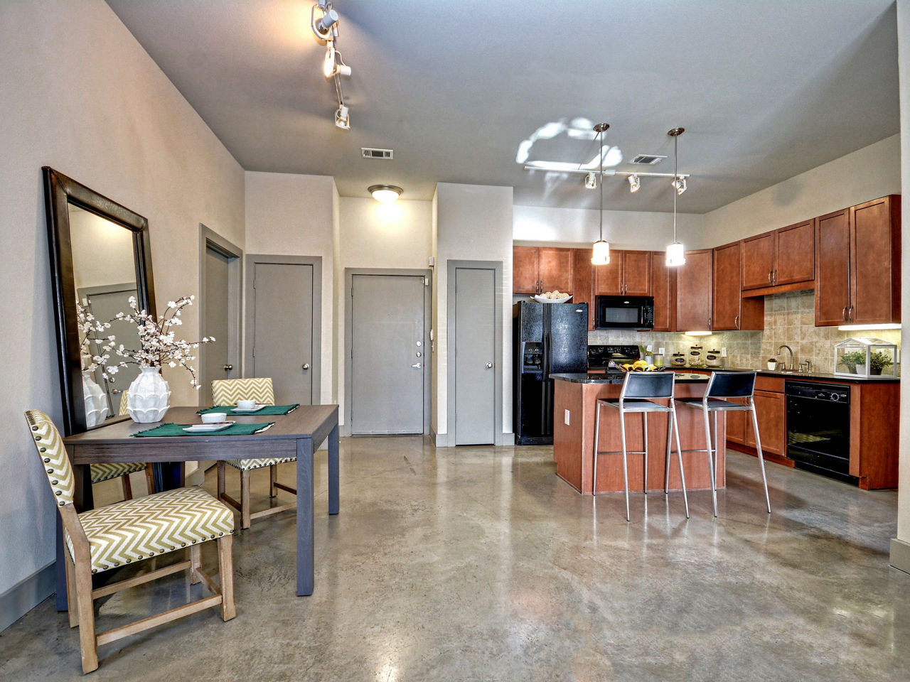 Residences At The Triangle Austin Tx 8 of 12