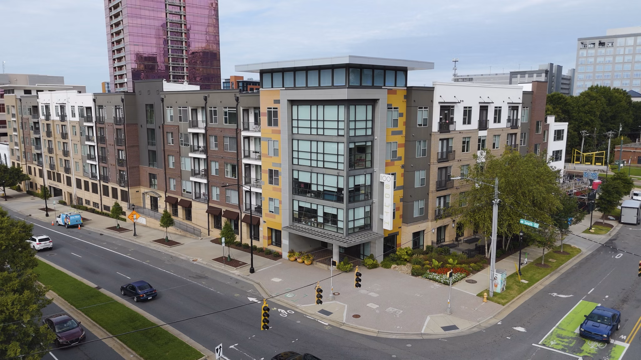 building/exterior at 1100 South Apartments