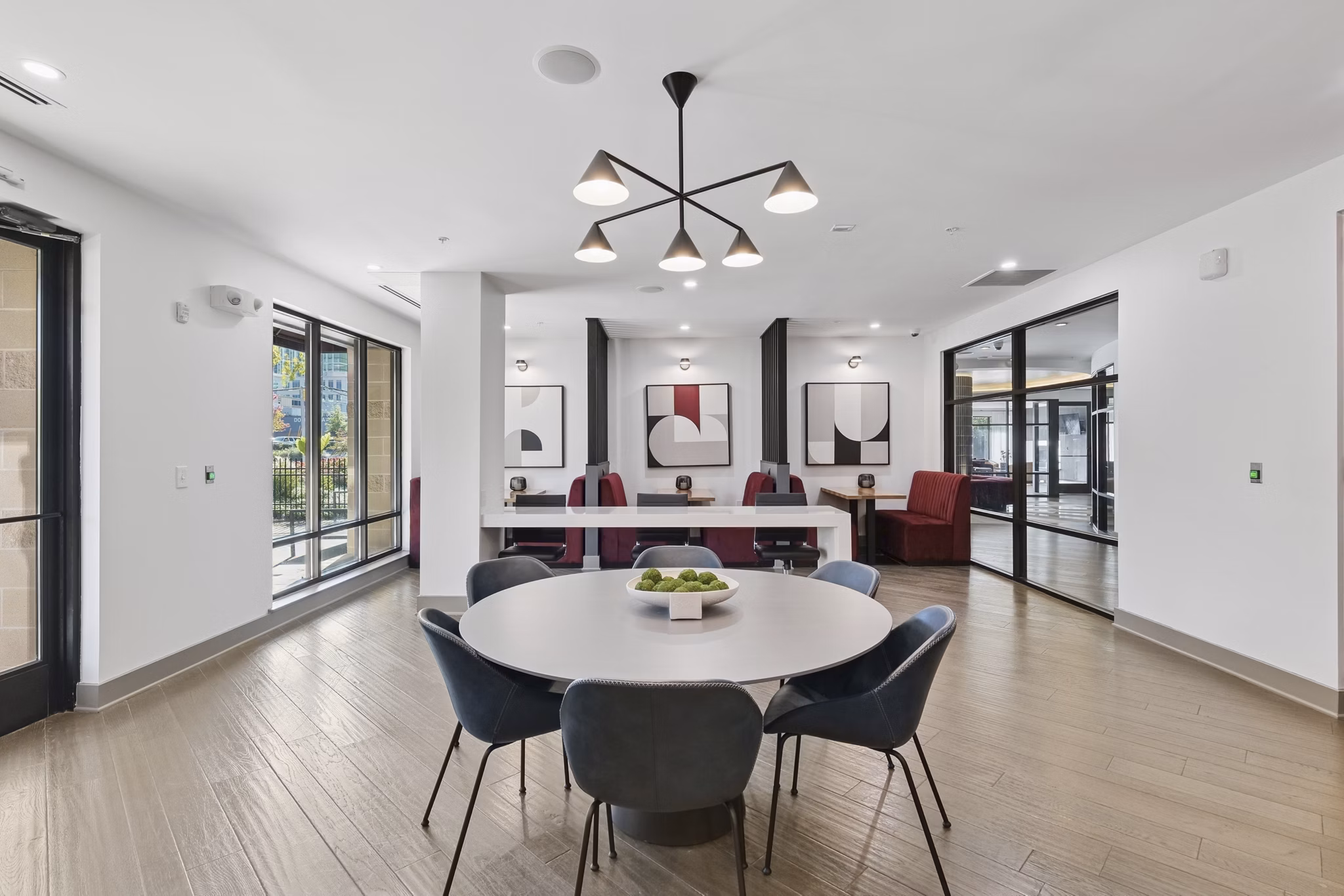 clubhouse at 1100 South Apartments