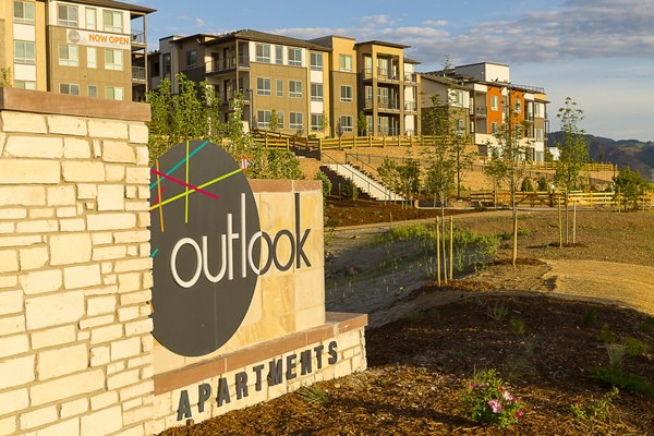 signage at Outlook Golden Ridge Apartments