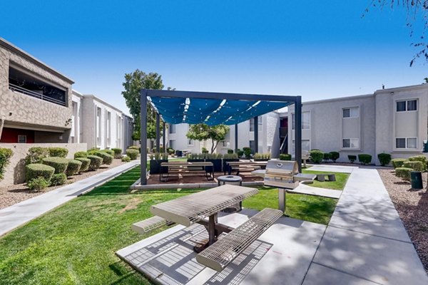 courtyard at The Cortesian Apartments