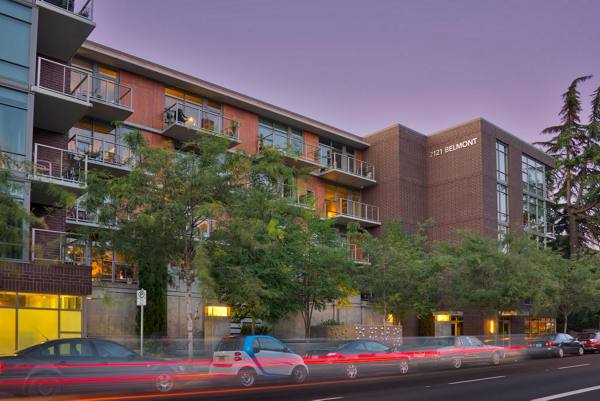 exterior at 2121 Belmont Apartments