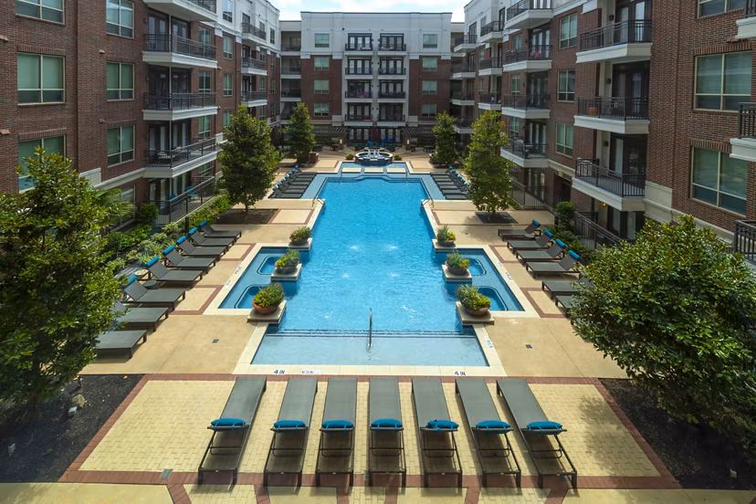 pool at Virage Apartments 