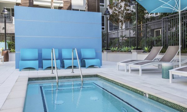 pool at Elan Huntington Beach Apartments