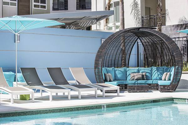 pool at Elan Huntington Beach Apartments