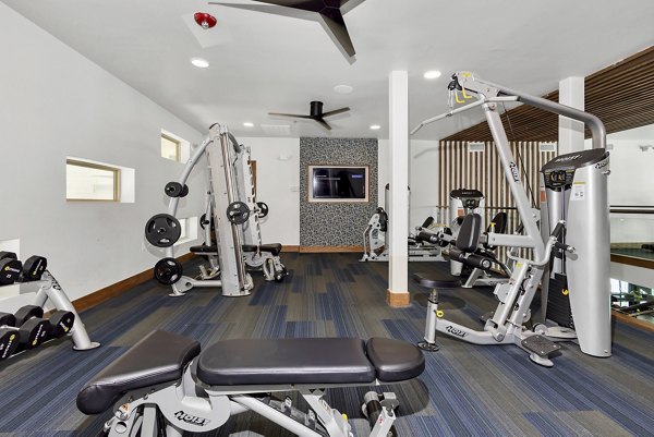 fitness center at Oak & Ellum Apartments