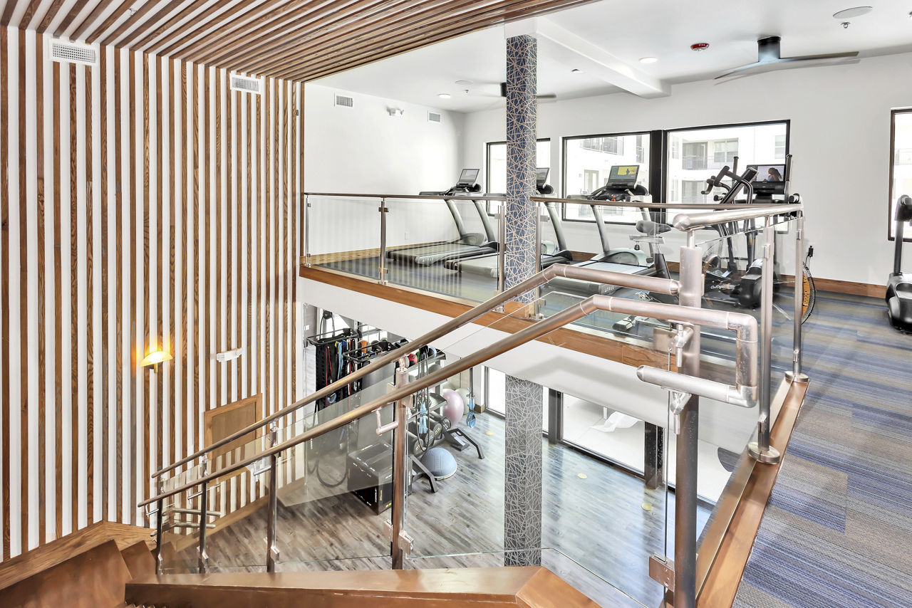 Gym at Oak Ellum (5 of 6)