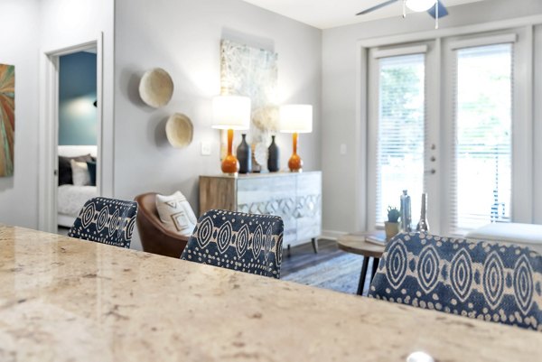 kitchen at Oak & Ellum Apartments